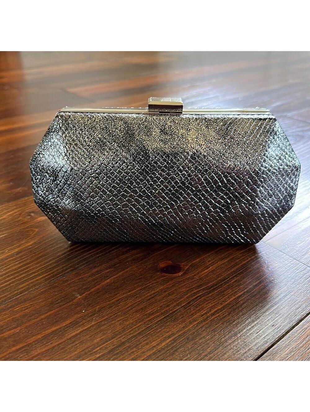 INC International Concepts | Silver Clutch | 0726